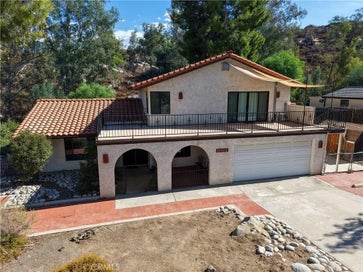 41805 Vermont Street Hemet CA 92544
