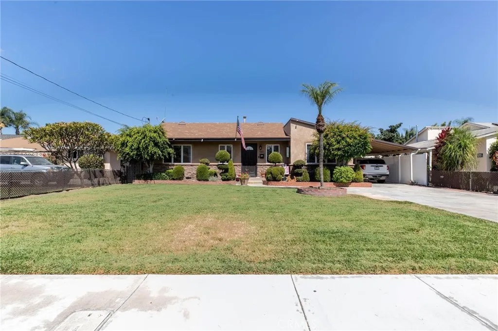 10325 Brookshire