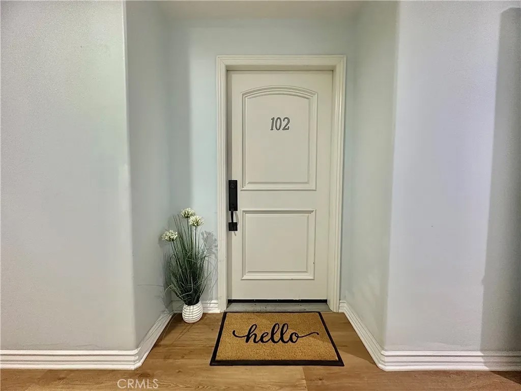 4733 Elmwood Avenue 102