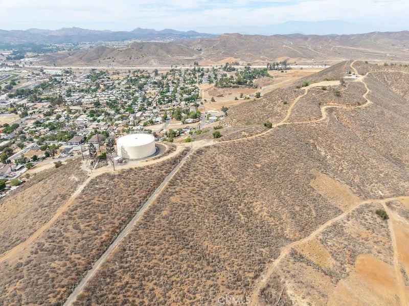 0 Ridge