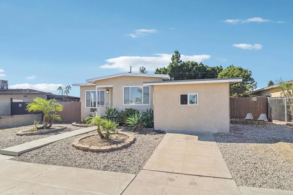 6553 Lemarand Avenue