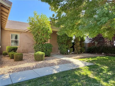 Tiny photo for 15121 Sorrel Road, Victorville, CA 92394 (MLS # HD25251656)