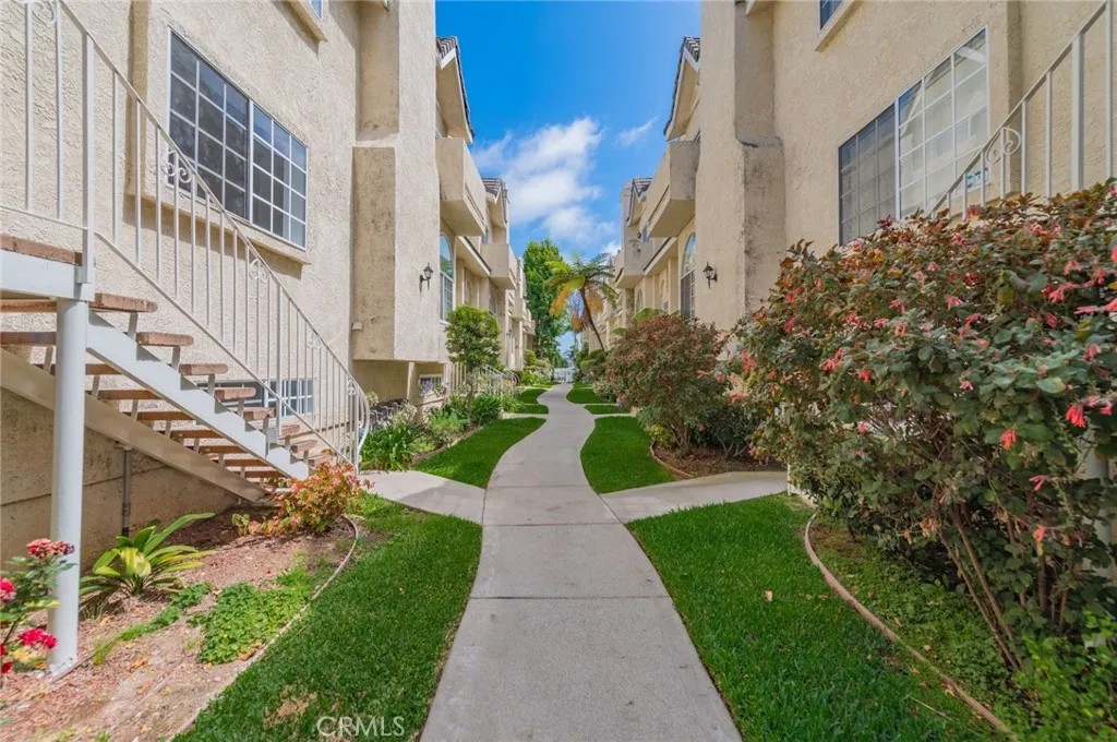 15805 Jupiter Place