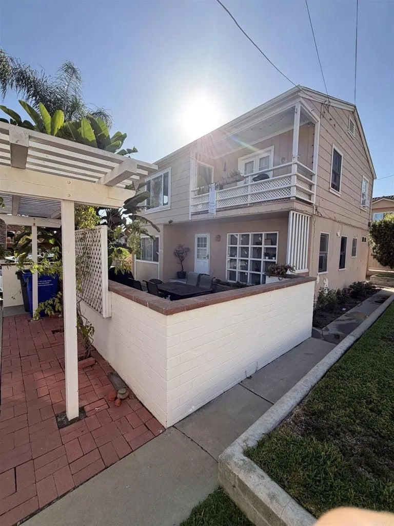 333 Beech Ave