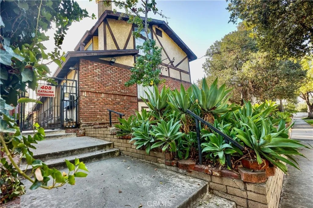 408 N Catalina