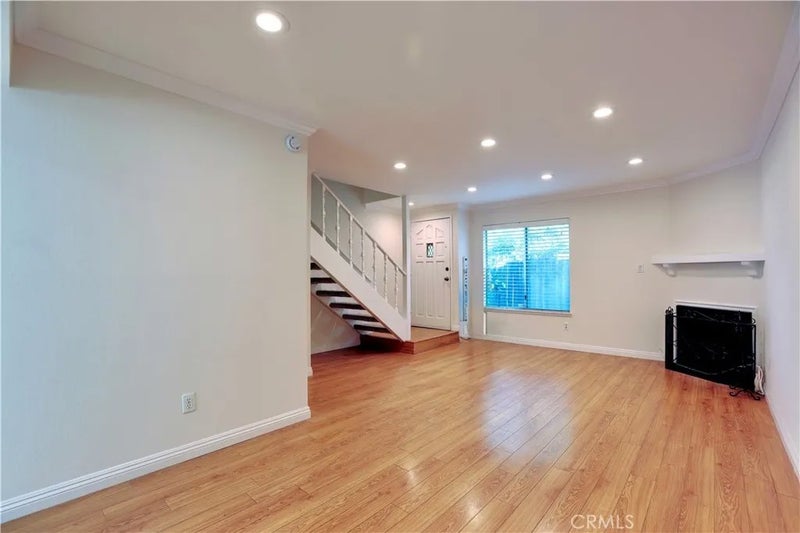 408 N Catalina 6
