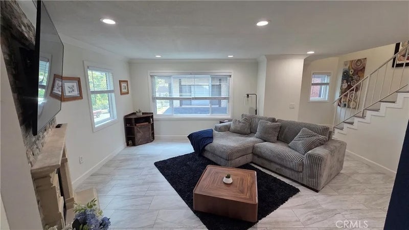 659 Alexander Street 5
