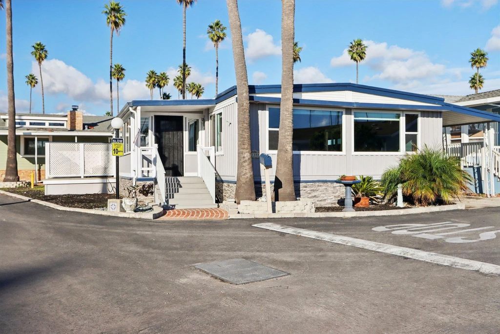 Photo of 1215 Anchors Way Drive #135, Ventura, CA 93001 (MLS # 260008516)
