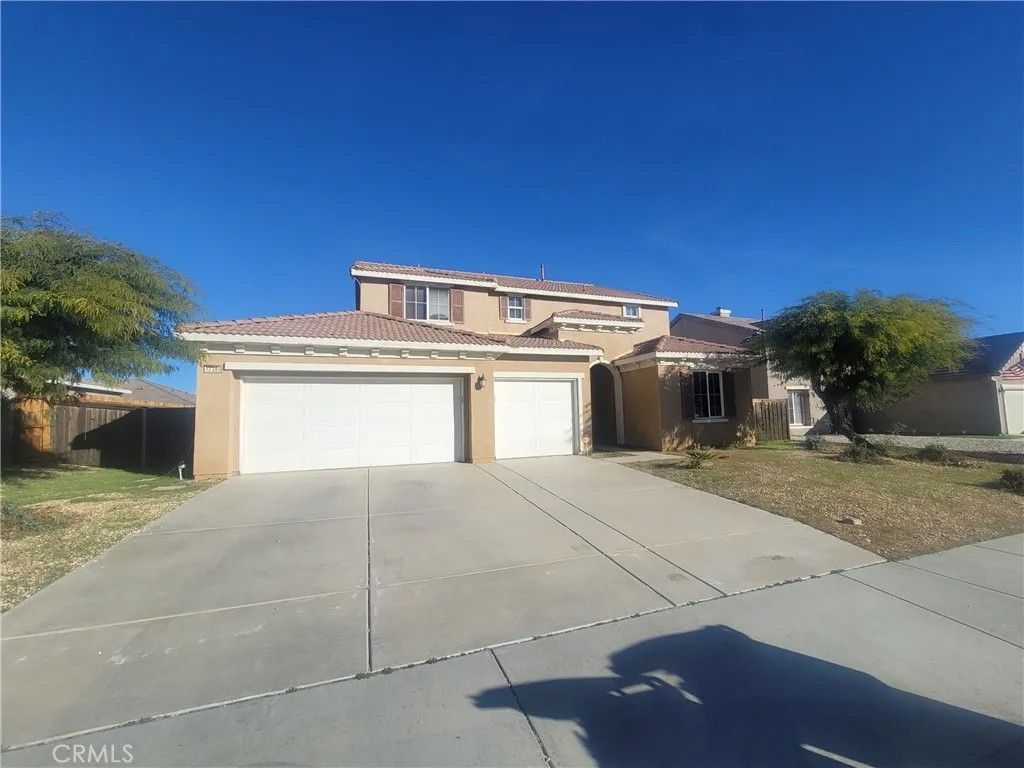 Photo of 12380 Domingo St, Victorville, CA 92392 (MLS # HD25273739)