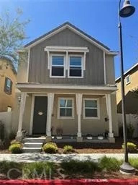 Photo of 17037 Provo Lane, Canyon Country, CA 91387 (MLS # SW25249927) Photo of 17037 Provo Lane, Canyon Country, CA 91387 (MLS # SW25249927)