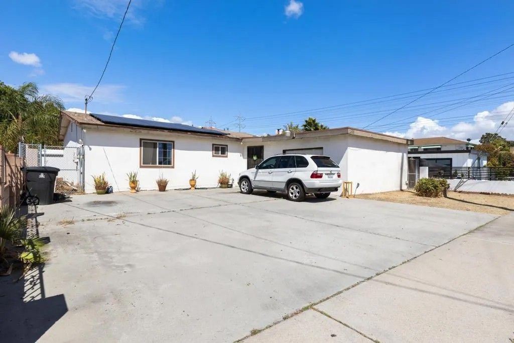 Photo of 1385 Melrose AVE, Chula Vista, CA 91911 (MLS # PTP2603506)