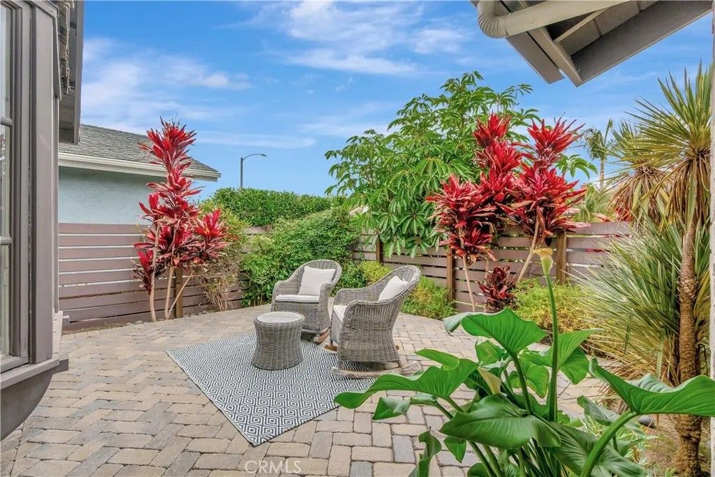 Photo of 20151 Big Bend Lane, Huntington Beach, CA 92646 (MLS # OC25266470)