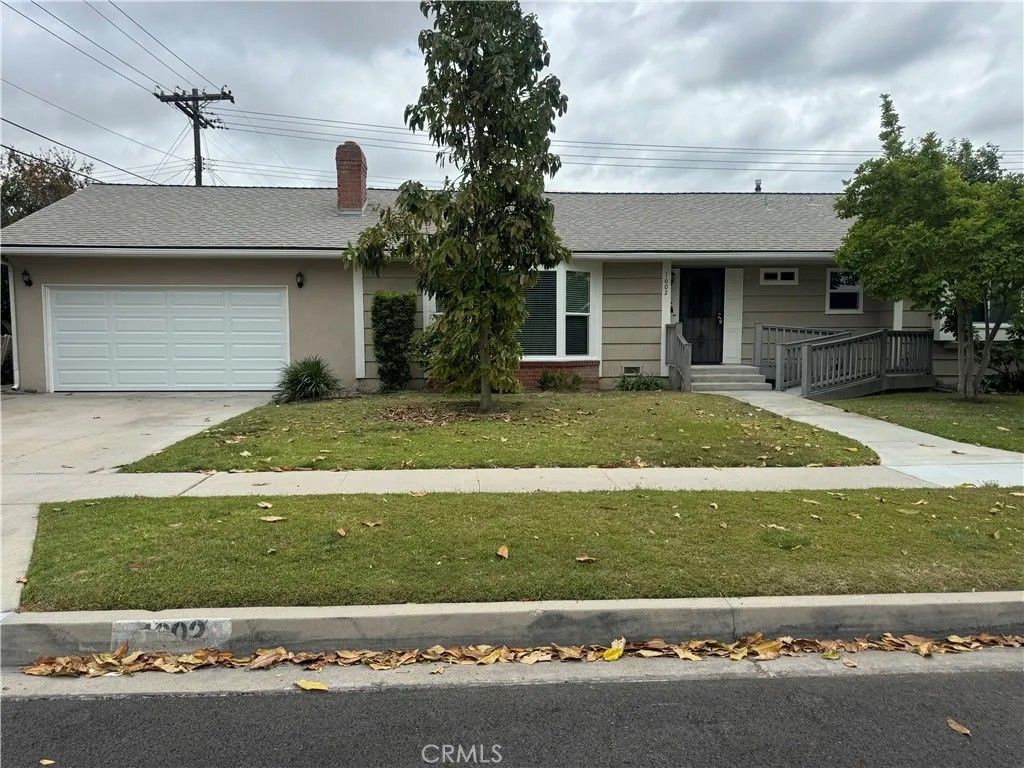 Photo of 1602 W Mells Ln, Anaheim, CA 92802 (MLS # CV26090091)