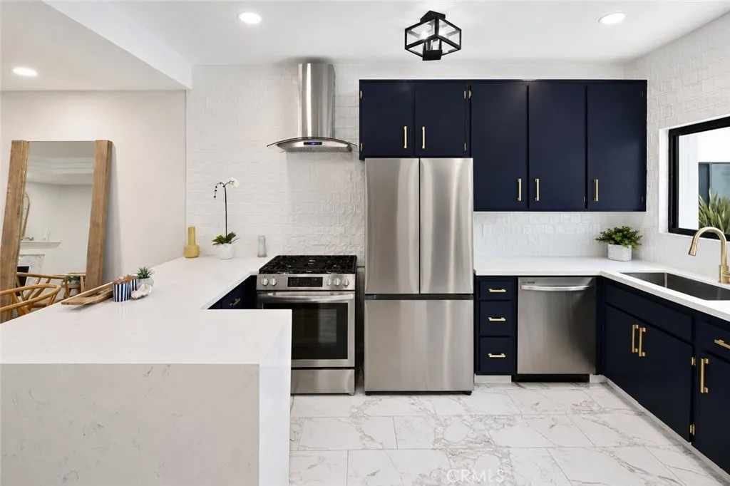 2500 Abbot Kinney Boulevard 20