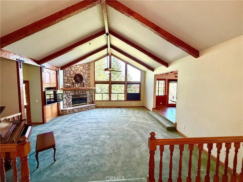 285 N Fairway