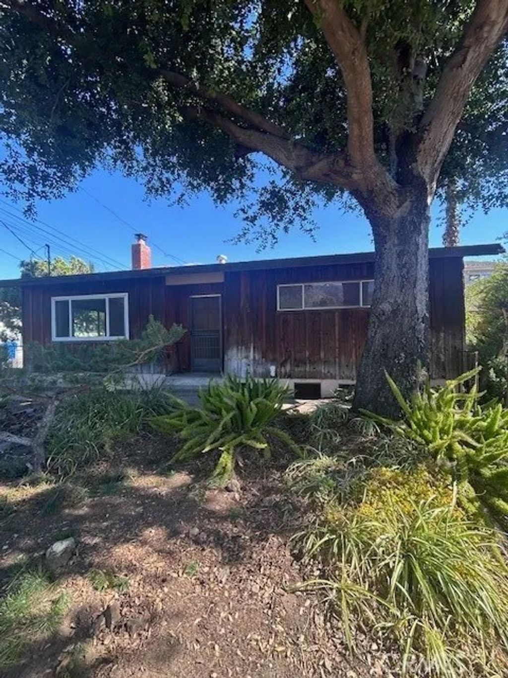 Photo of 8228 Wentworth Street, Sunland, CA 91040 (MLS # GD26103026)