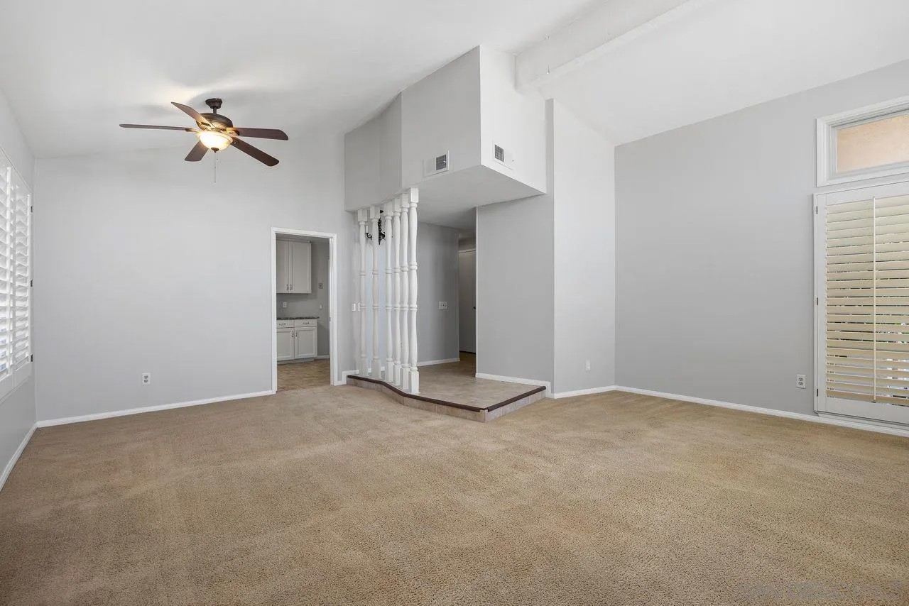 11325 Calenda Rd