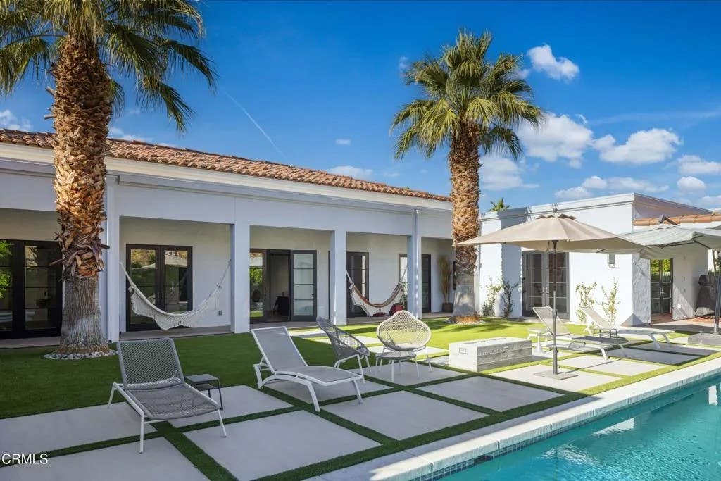 Photo of 3076 Arroyo Seco, Palm Springs, CA 92264 (MLS # V1-27644)