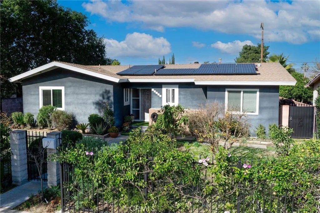 Photo of 20363 Roscoe, Winnetka, CA 91306 (MLS # SR26013706)