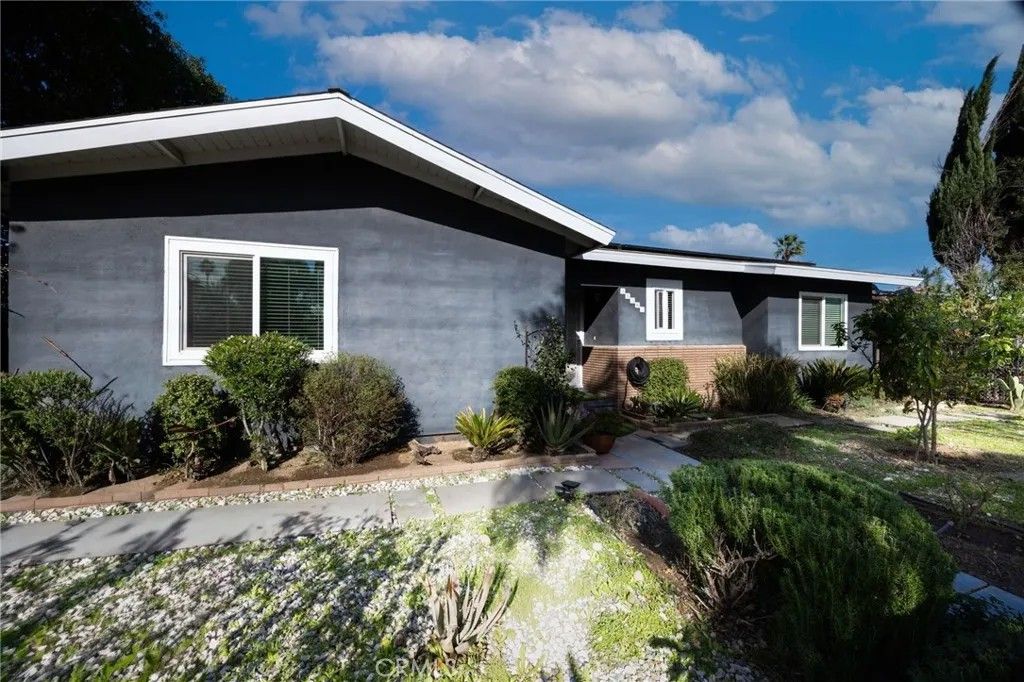 Photo of 20363 Roscoe, Winnetka, CA 91306 (MLS # SR26013706)