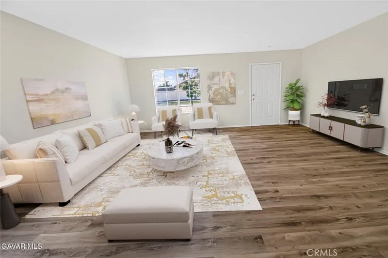 2116 Knollwood Court Court