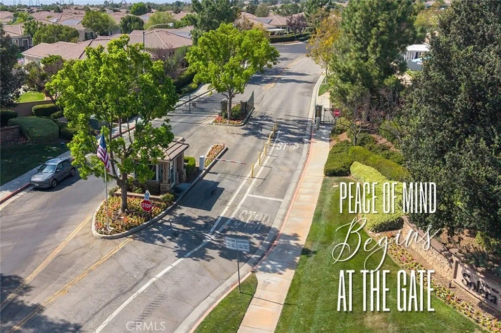 1585 Castle Pines