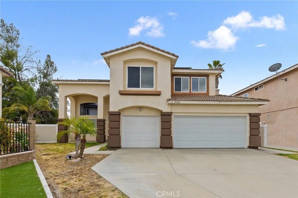 Photo of 23926 Button Bush Court, Murrieta, CA 92562 (MLS # SW26098670)
