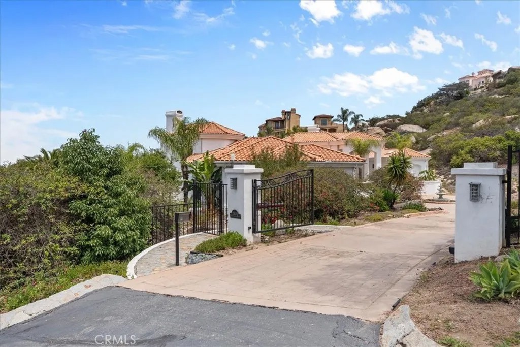 29269 Meadow Glen West