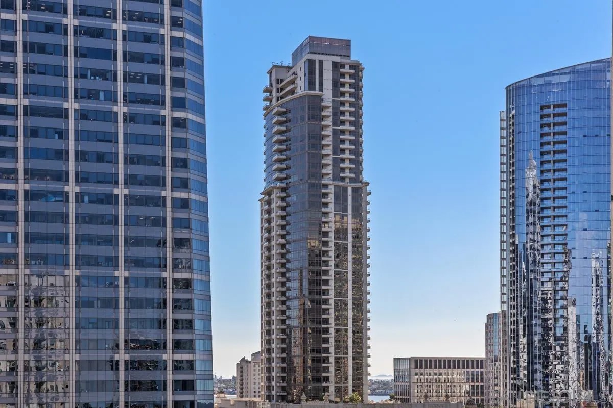 1240 India Street 1004