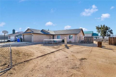 22517 Ojai Apple Valley CA 92308