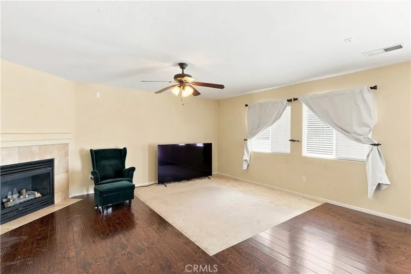 10619 Grand Prairie Dr