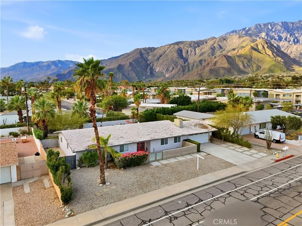 303 E San Rafael Drive