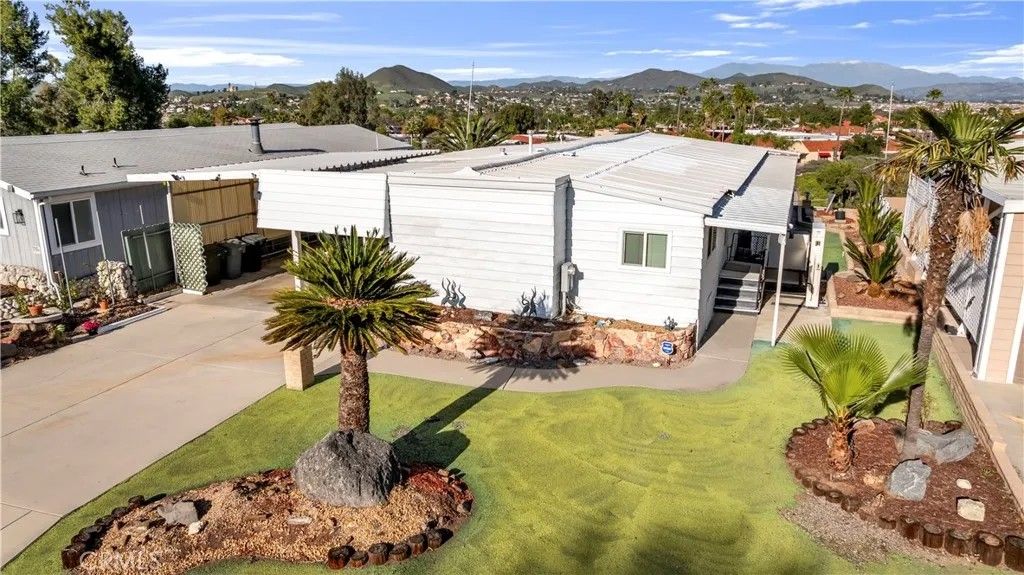 Photo of 23068 Big Tee Dr, Canyon Lake, CA 92587 (MLS # IV26022401)