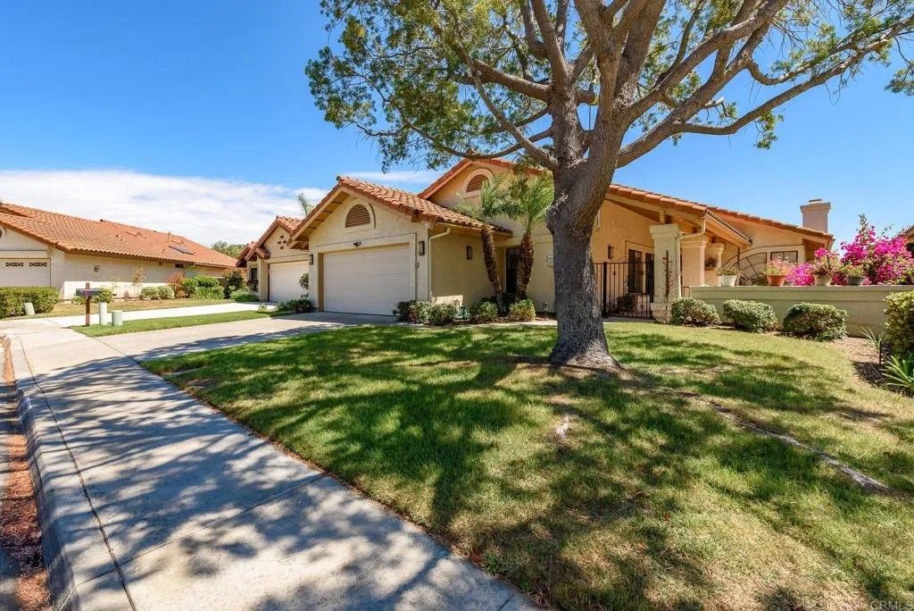 Photo of 12631 Alcacer Del Sol, San Diego, CA 92128 (MLS # PTP2602633)