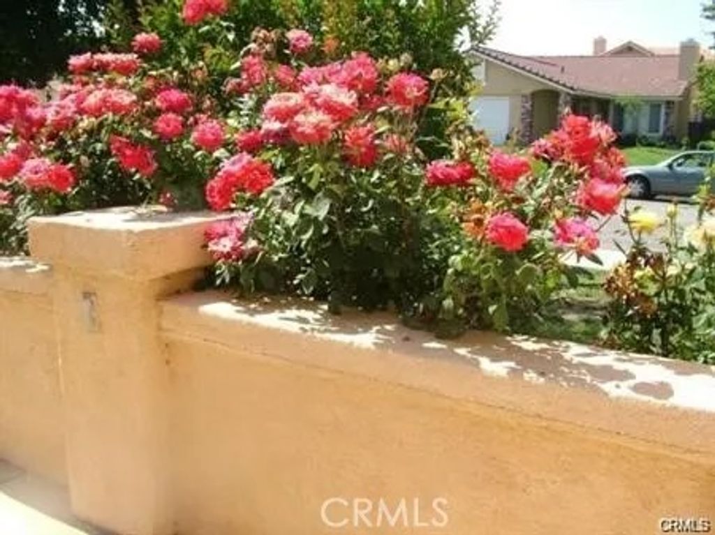 Photo of 19954 Promenade Cir, Riverside, CA 92508 (MLS # AR26089970)