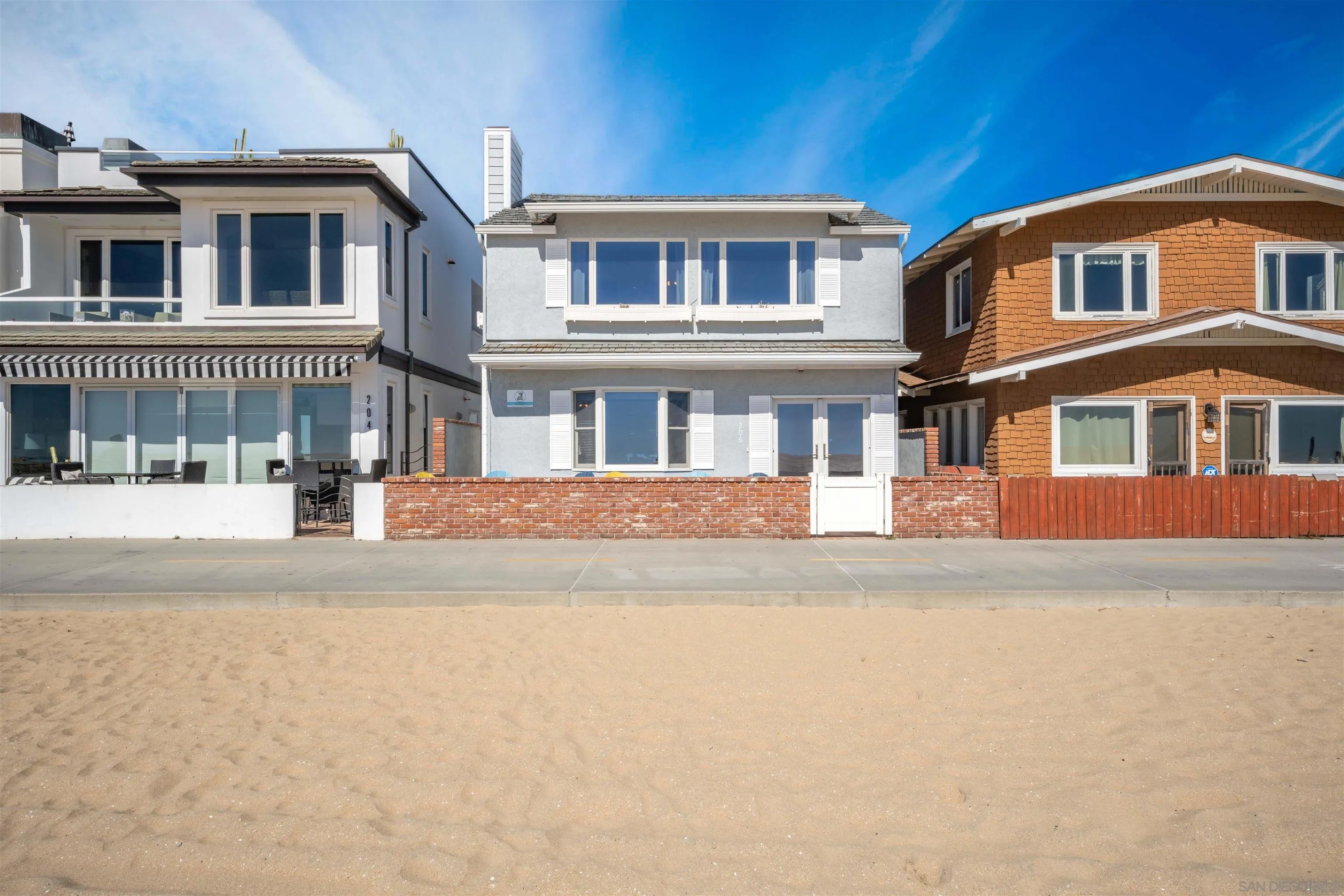 206 E E Oceanfront