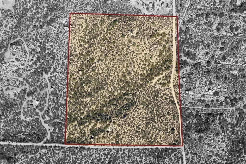 Photo of 0 Indian Peak, Aguanga, CA 92536 (MLS # SW25257533)