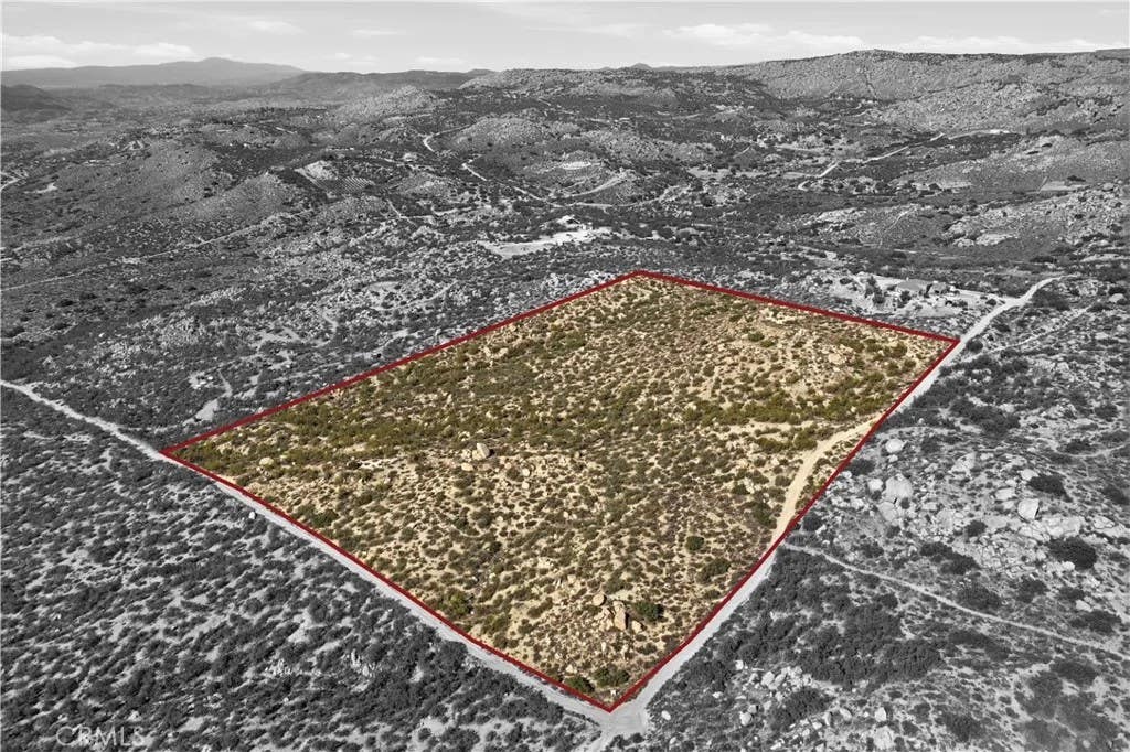 Photo of 0 Indian Peak, Aguanga, CA 92536 (MLS # SW25257533)