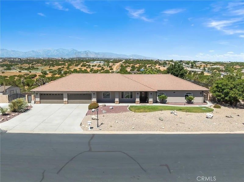 6910 Oak Vista Lane