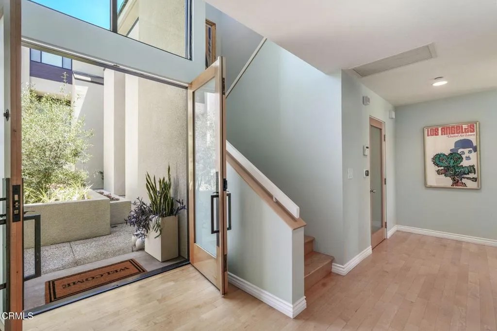 300 S Orange Grove Boulevard 5