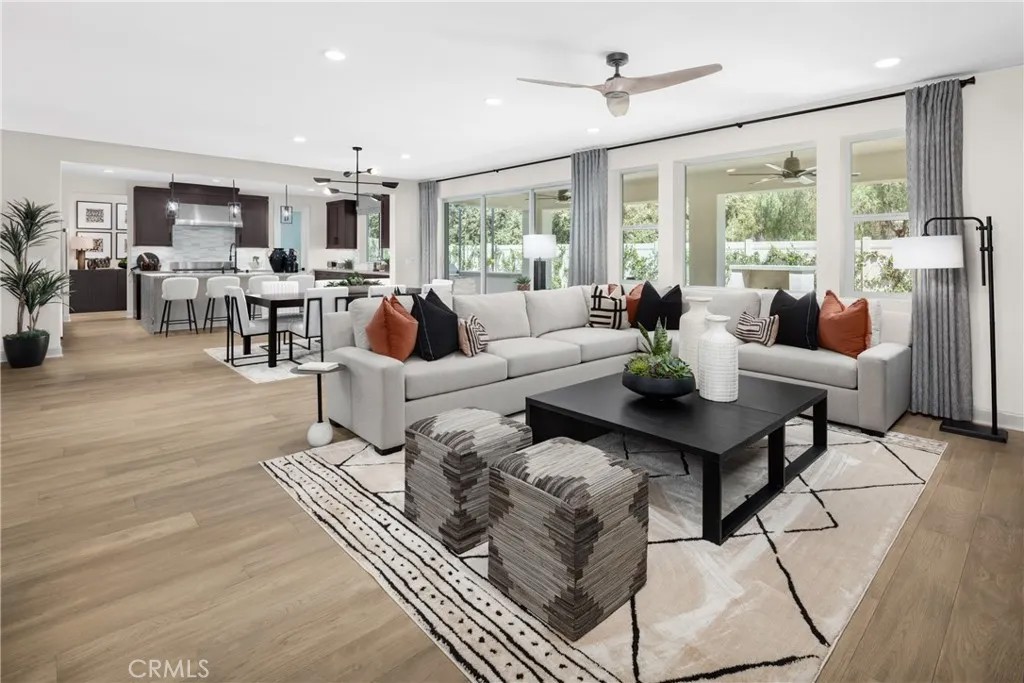 2922 Orchard Glen