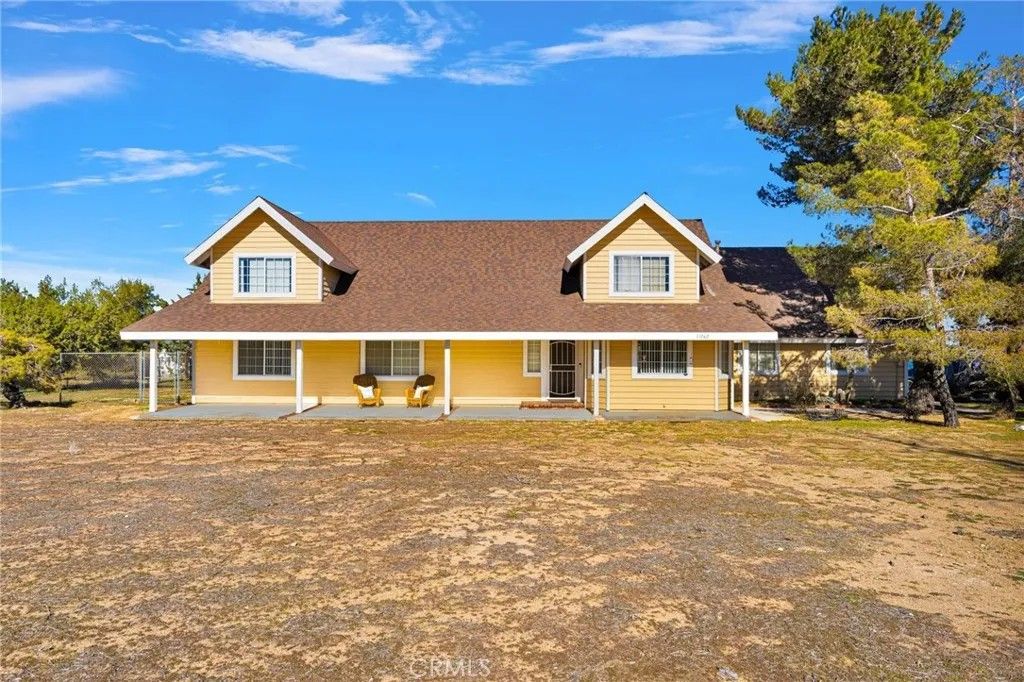 Photo of 11062 Hollister Road, Oak Hills, CA 92344 (MLS # PW26019765)