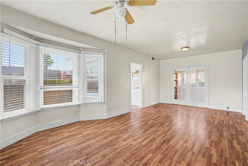 421 Almond