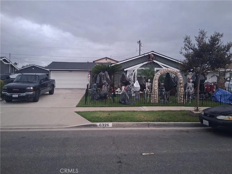 6326 SAN ROBERTO Circle
