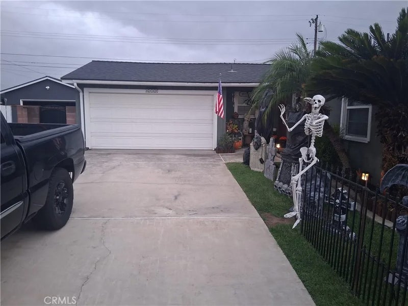 6326 SAN ROBERTO Circle