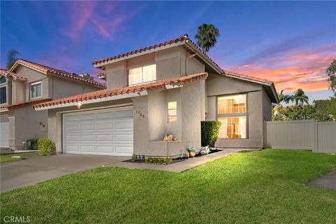 Photo of 1739 Avenida Segovia, Oceanside, CA 92056 (MLS # SW26079255)