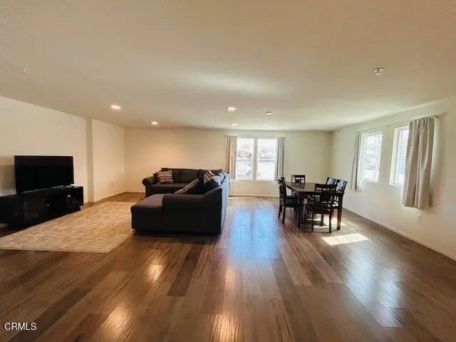 4045 Aurora Way