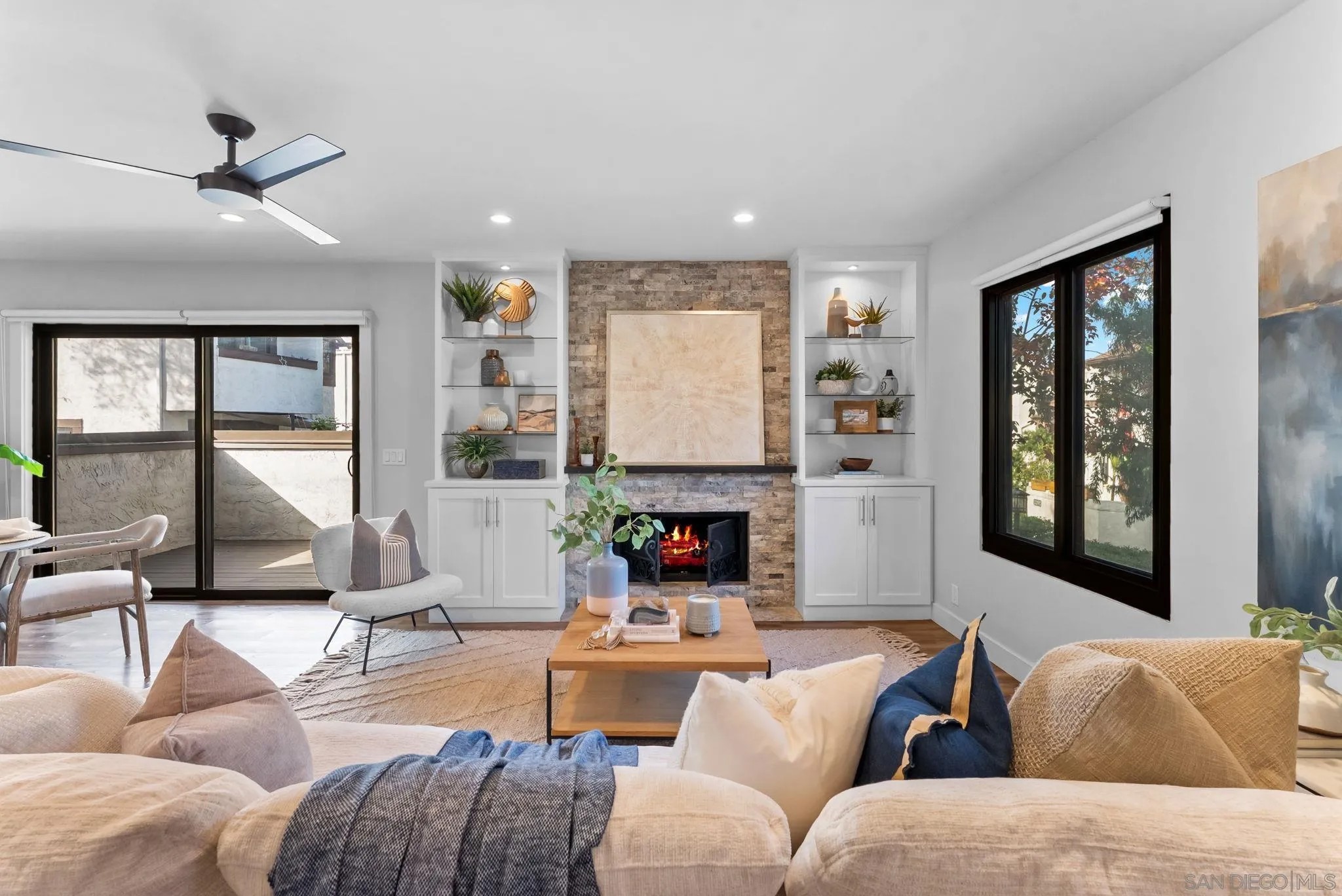 2264 Caminito Pajarito 141