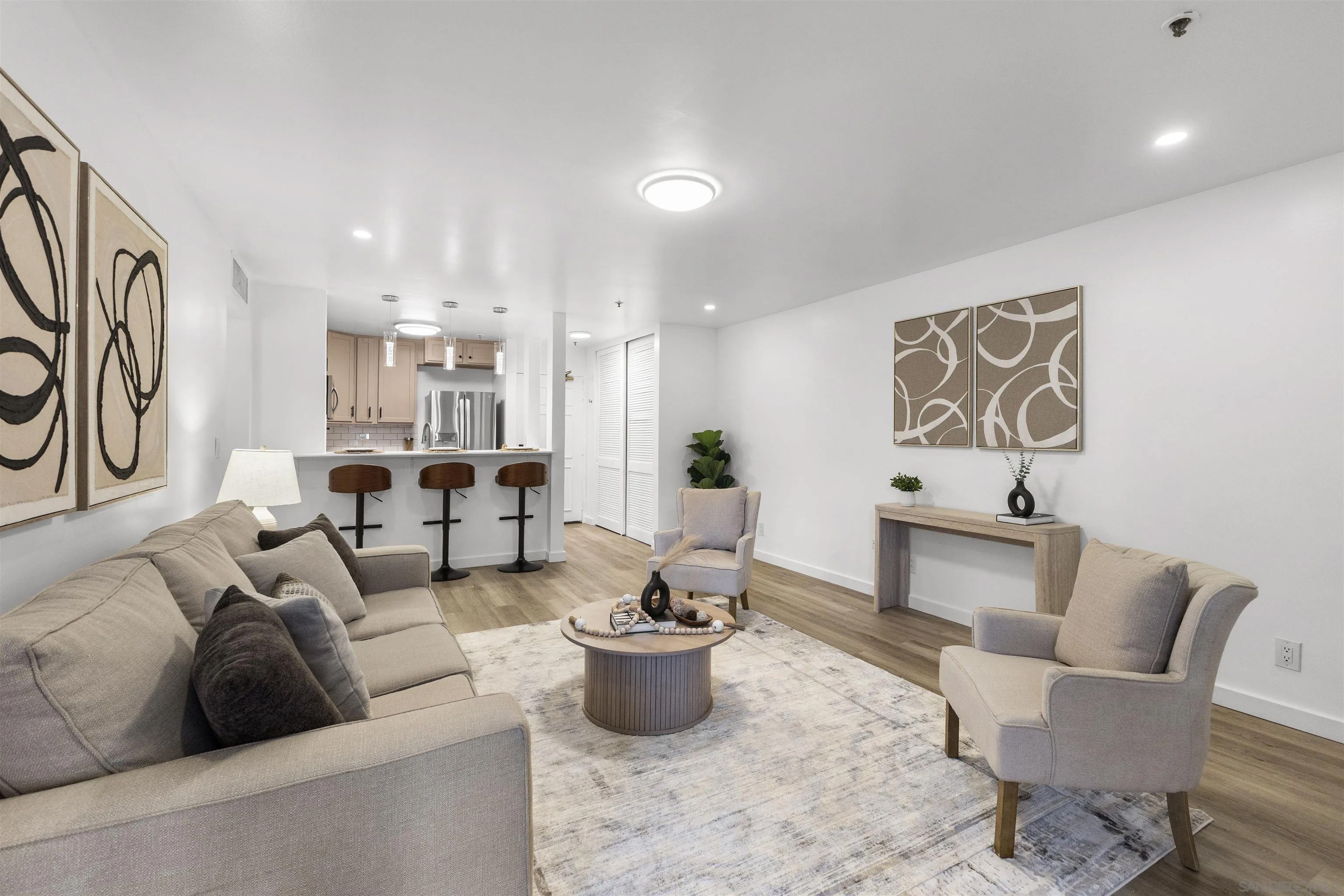 5605 Friars Rd 272