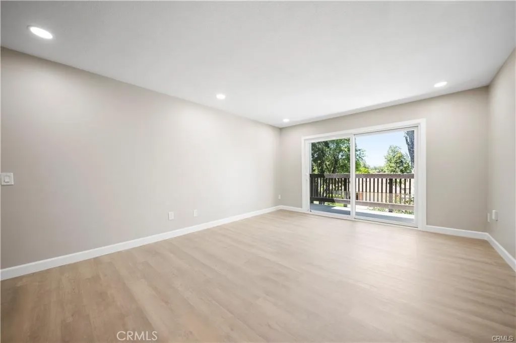 23515 Lyons Avenue 291